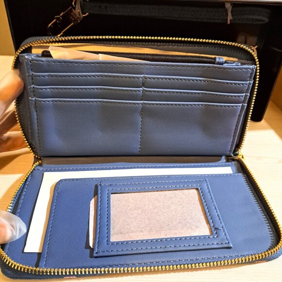 Betsey Johnson Blue Denim Boxed ZA Flower Embroidered Wallet NWT - Picture 8 of 11